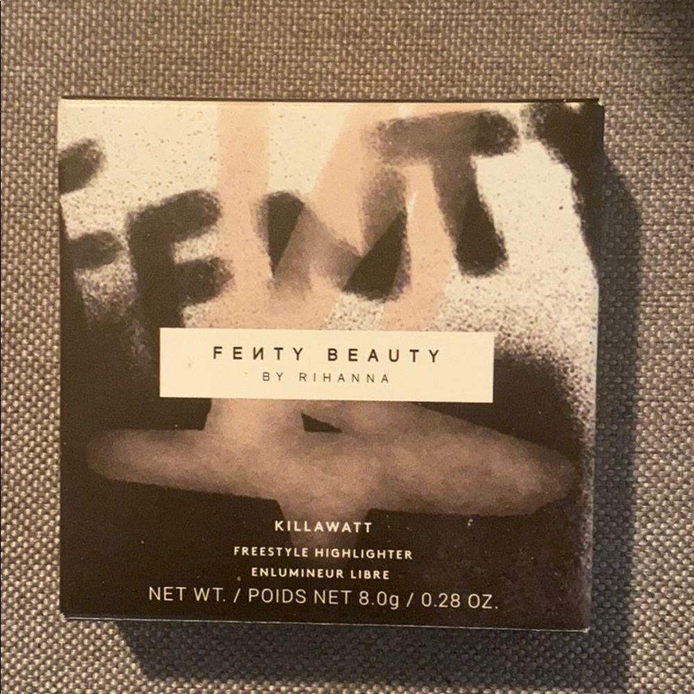Fenty Beauty, by Rihanna, Freestyle Highlighter